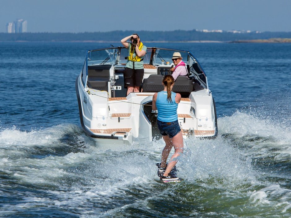014 2025 Silver Raptor-ST Helsinki wakeboard action-019