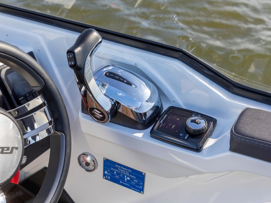 Silver Raptor DC + Honda - Silver & Honda - BĂĄtpaket - Honda Marine